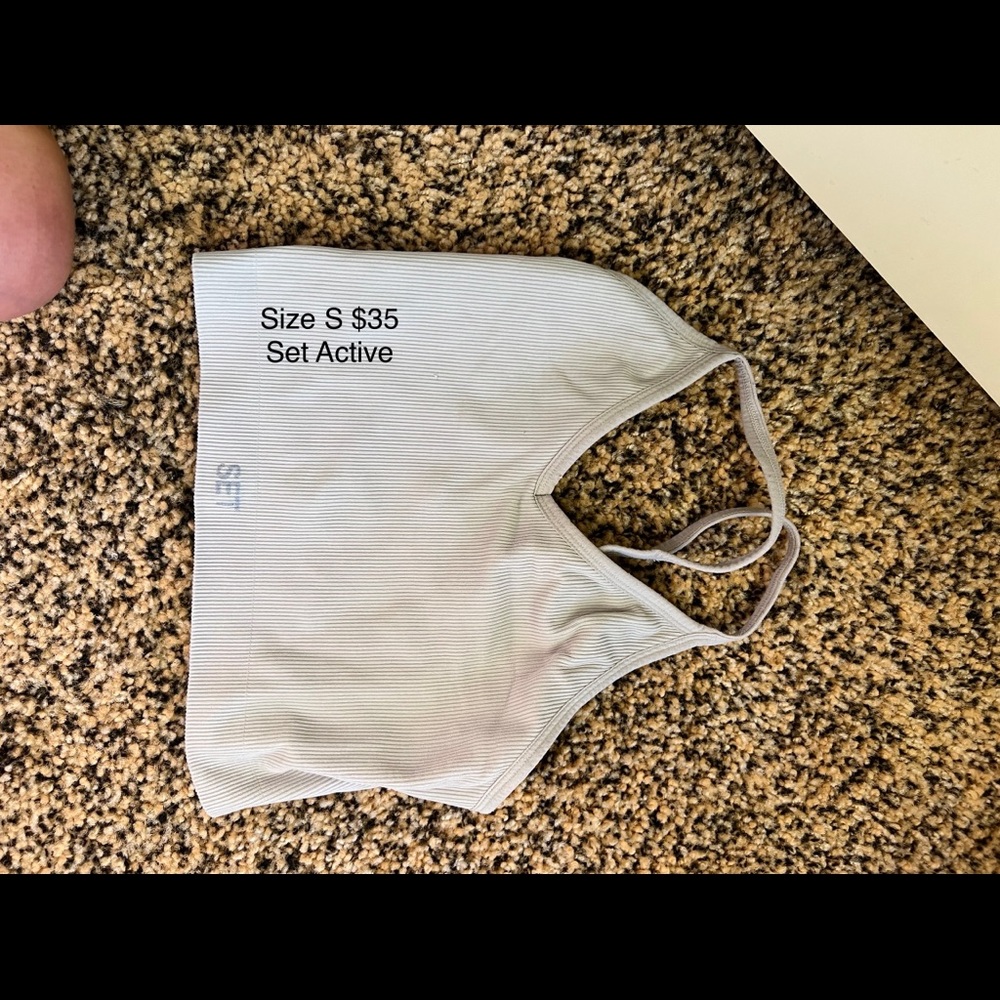 SETActive v neck ribbed top bundle